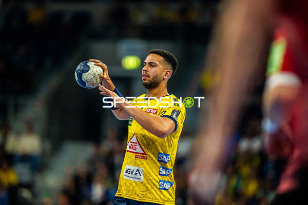 Handball I Herren I Saison 2023-2024 I Liqui Moly Handballbundesliga I 24. Spieltag I Rhein-Neckar Löwen - Füchse Berlin I 21.03.2024 Philipp Ahouansou (19, Rhein-Neckar Löwen)
Ort: Mannheim, Germany
Datum: 21.03.2024 - Philipp Ahouansou