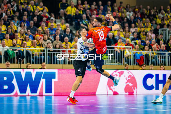 Handball I Herren I Saison 2023-2024 I EHF European League I Playoff I Rückspiel I Rhein-Neckar Löwen - RK Nexe I 02.04.2024 Philipp Ahouansou (19, Rhein-Neckar Löwen)
Ort: Heidelberg, Germany
Datum: 02.04.2024 - Philipp Ahouansou