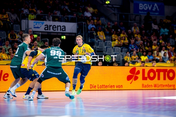 Edwin Aspenbäck (78; Rhein Neckar Löwen) im Angriff