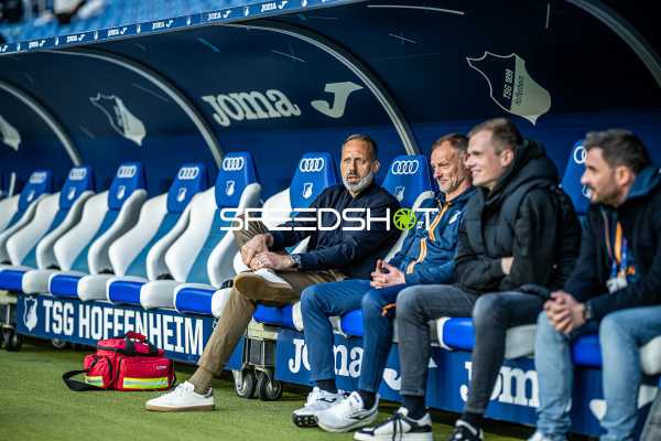 Fußball I Herren I Saison 2023-2024 I 1. Bundesliga I 32. Spieltag I TSG 1899 Hoffenheim - RB Leipzig I 03.05.2024 Pellegrino Matarazzo (Trainer, TSG 1899 Hoffenheim)
Ort: Sinsheim, Germany
Datum: 03.05.2024
