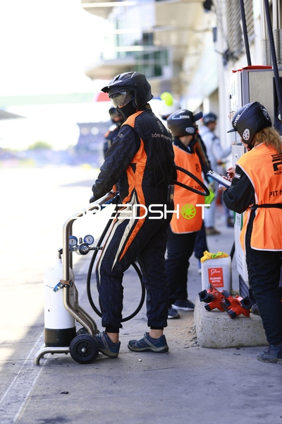 Dörr Motorsport bedient Ausrüstung