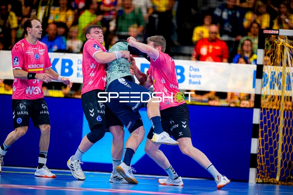 Verteidigung vor dem Tor