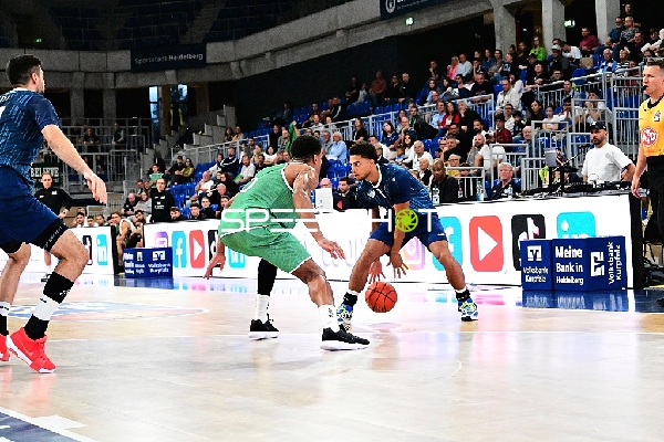 Direktes Duell auf dem Court