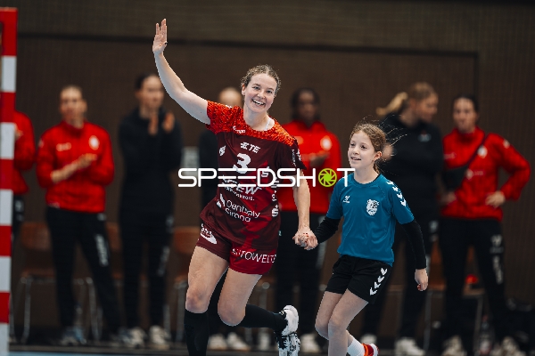 Szene mit Amelie Berger (3; HSG Bensheim/Auerbach)