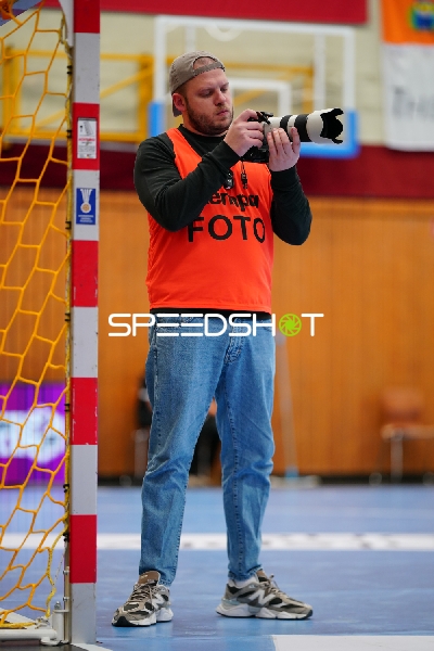 Fotograf am Spielfeldrand