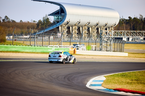 Fahrmanöver auf dem Hockenheimring
