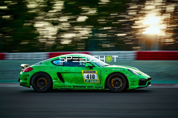 Porsche Cayman 718 GT4 Clubsport auf der Rennstrecke