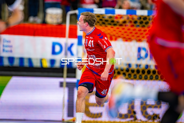 Torjubel Till Hermann (41;SG BBM Bietigheim)