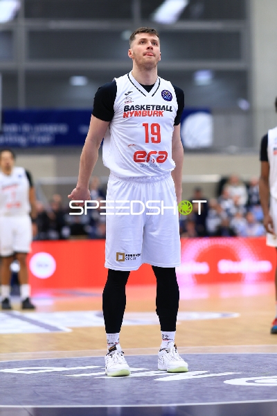 Ondrej Sehnal (19; Basketball Nymburg) in Aktion