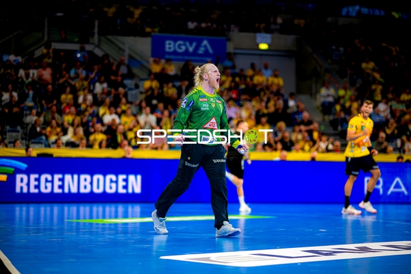 Torwartjubel Mikael Appelgren (1;Rhein Neckar Löwen)