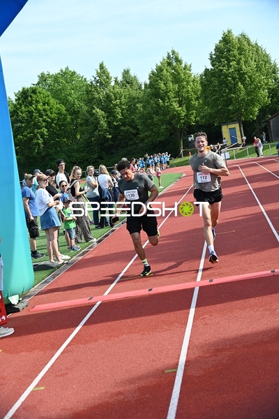 TVE Sommerlauf Edingen 2025 Zieleinlauf