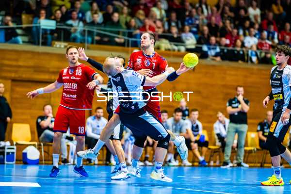 Handball I Herren I Saison 2024-2025 I DHB Pokal I 3. Runde I SG BBM Bietigheim - ThSV Eisenach I 02.10.2024 Dominik Claus (7, SG BBM Bietigheim)
Ort: Bietigheim-Bissingen, Germany
Datum: 02.10.2024 - Dominik Claus
