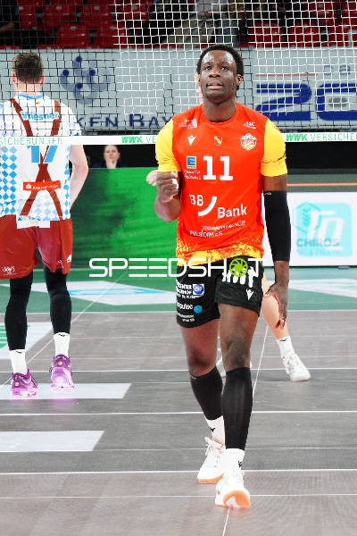 Tobias Hosch (11; WWK Volleys Herrsching) in Aktion