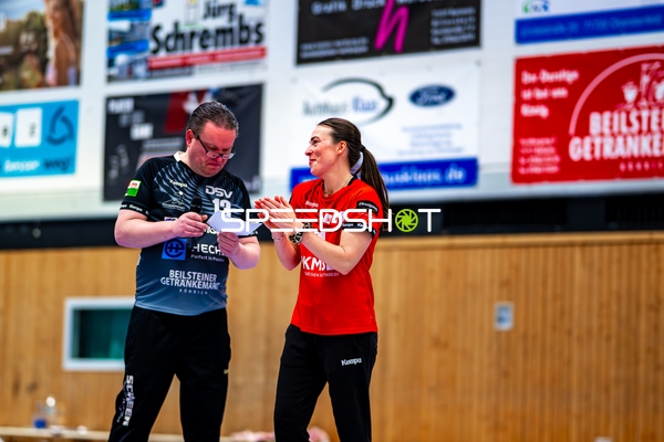 Personen im Gespräch