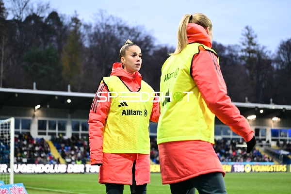 Spielerin beim Aufwärmen