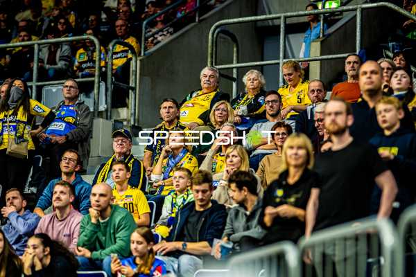 Handball I Herren I Saison 2024-2025 I Daikin Handballbundesliga I 9. Spieltag I Rhein-Neckar Löwen - ThSV Eisenach I 01.11.2024 Zuschauer
Ort: Mannheim, Germany
Datum: 01.11.2024 - Michael Jacobsen, Ivan Martinović