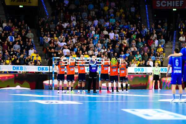 Handball I Herren I Saison 2024-2025 I Daikin Handballbundesliga I 16. Spieltag I TVB Stuttgart - Rhein-Neckar Löwen I 23.12.2024