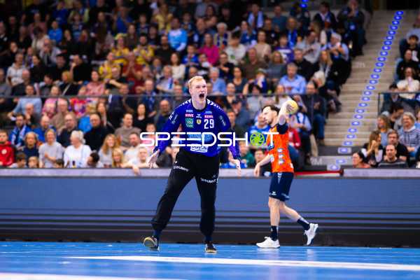 Handball I Herren I Saison 2024-2025 I Daikin Handballbundesliga I 16. Spieltag I TVB Stuttgart - Rhein-Neckar Löwen I 23.12.2024 Jubel, David Späth (29, Rhein-Neckar Löwen)
Ort: Stuttgart, Germany
Datum: 23.12.2024 - Jubel, David Späth, David Späth