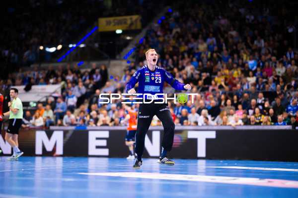 Handball I Herren I Saison 2024-2025 I Daikin Handballbundesliga I 16. Spieltag I TVB Stuttgart - Rhein-Neckar Löwen I 23.12.2024 Jubel, David Späth (29, Rhein-Neckar Löwen)
Ort: Stuttgart, Germany
Datum: 23.12.2024 - Jubel, David Späth