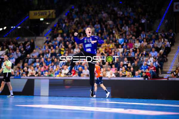 Handball I Herren I Saison 2024-2025 I Daikin Handballbundesliga I 16. Spieltag I TVB Stuttgart - Rhein-Neckar Löwen I 23.12.2024 Jubel, David Späth (29, Rhein-Neckar Löwen)
Ort: Stuttgart, Germany
Datum: 23.12.2024 - Jubel, David Späth