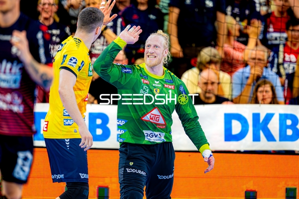 Torwartaktion Mikael Appelgren (1;Rhein Neckar Löwen)