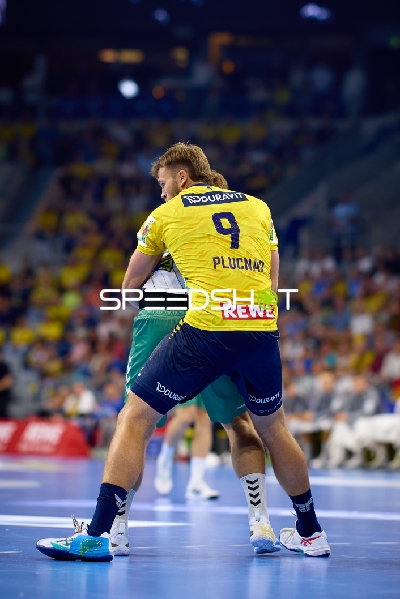 Steven Plucnar Jacobsen (9; Rhein Neckar Löwen) in Aktion