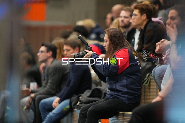 Fotografin in der Halle