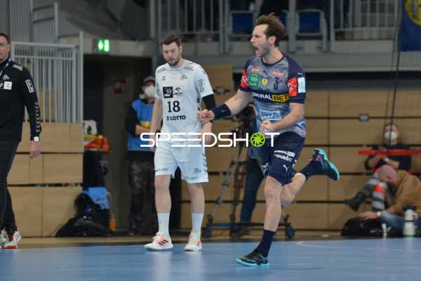 Handball I Herren I Saison 2021-2022 I DHB-Pokal I Viertelfinale I Rhein-Neckar Löwen - THW Kiel I 06.02.2022 Jubel von Uwe Gensheimer (#3, Rhein-Neckar Löwen)
Ort: Heidelberg, Germany
Datum: 06.02.2022