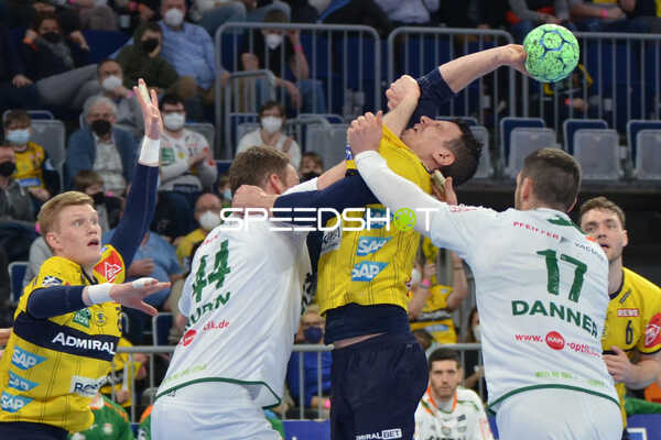 Handball I Herren I Saison 2021-2022 I Liqui Moly Handballbundesliga I 22. Spieltag I Rhein-Neckar Löwen - HSG Wetzlar I 27.02.2022