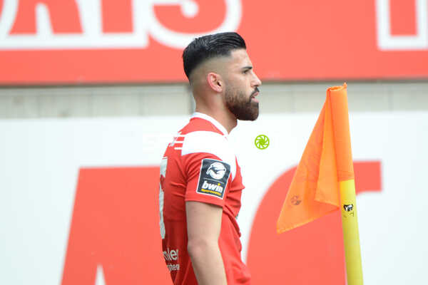 Fußball I Herren I Saison 2021-2022 I 3.Liga I 32.Spieltag I 1. FC Kaiserslautern - MSV Duisburg I 02.04.2022 Hikmet Ciftci (#6, 1. FC Kaiserslautern)
Ort: Kaiserslautern, Germany
Datum: 02.04.2022
