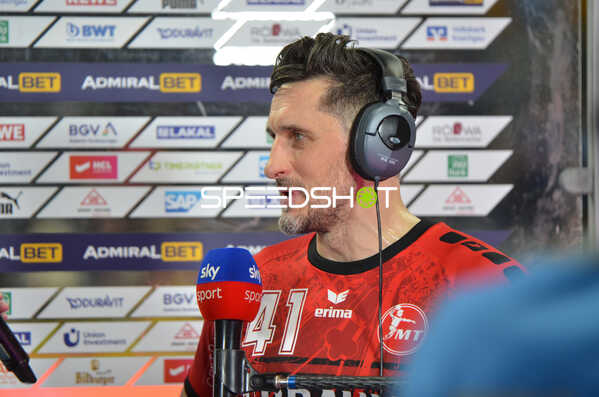 Handball I Herren I Saison 2021-2022 I Liqui Moly Handballbundesliga I 24.Spieltag I Rhein-Neckar Löwen - MT Melsungen I 13.03.2022 Schwerer Gang für Alexander Petersson (#41, MT Melsungen) bei seinem letzten Spiel in der SAP Arena
Ort: Mannheim, Germany
Datum: 13.03.2022