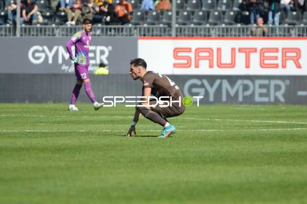 Fußball I Herren I Saison 2021-2022 I 2. Bundesliga I 30.Spieltag I SV Sandhausen - FC St. Pauli I 16.04.2022 Entäuschter Leart Pacarada (#23, FC St. Pauli)
Ort: Sandhausen, Germany
Datum: 16.04.2022