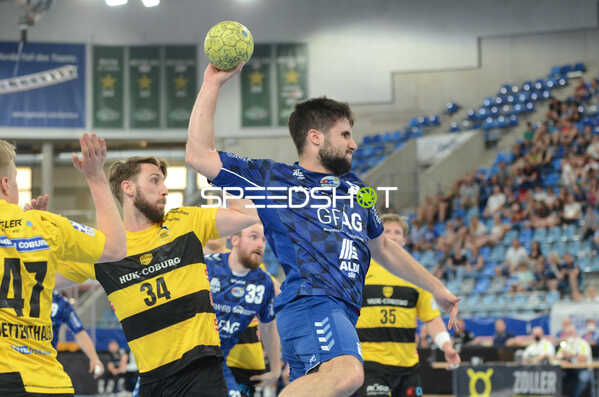 Handall I Herren I Saison 2021-2022 I 2. HBL I 30.Spieltag I SG BBM Bietigheim - HSG 2000 Coburg I 18.05.2022 Wurf von Juan de la Pena (#13, SGBBM Bietigheim)
Ort: Bietigheim-Bissingen, Germany
Datum: 18.05.2022
