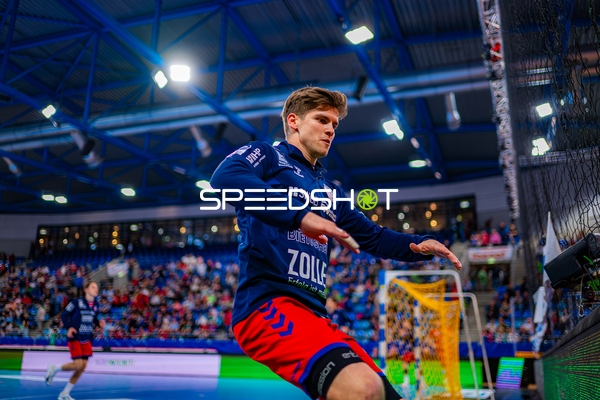 Alexander Pfeifer (31, SG BBM Bietigheim) am Tor