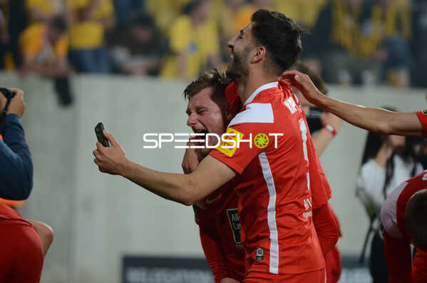 Fußball I Herren I Saison 2021-2022 I 2.Bundesliga Relegation I Rückspiel I SG Dynamo Dresden - 1. FC Kaiserslautern I 24.05.2022 Jubel von Marlon Maurice Ritter (#7, 1. FC Kaiserslautern) und Muhammed Enes Kiprit (#9, 1. FC Kaiserslautern)
Ort: Dresden, Germany
Datum: 24.05.2022