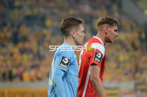 Fußball I Herren I Saison 2021-2022 I 2.Bundesliga Relegation I Rückspiel I SG Dynamo Dresden - 1. FC Kaiserslautern I 24.05.2022 Matheo Raab (#40, 1. FC Kaiserslautern)
Ort: Dresden, Germany
Datum: 24.05.2022