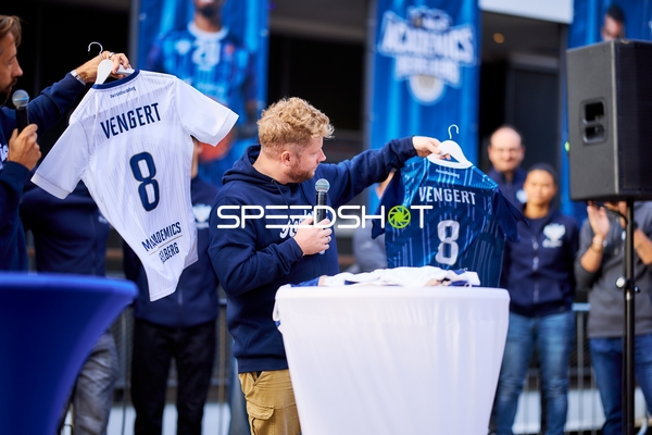 Trikotpräsentation Dominic Vengert (8; MLP)