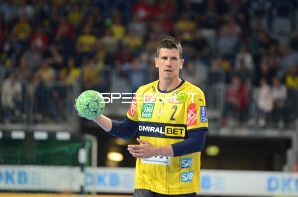 Handball I Herren I Saison 2021-2022 I Liqui Moly Handballbundesliga I 33.Spieltag I Rhein-Neckar Löwen - THW Kiel I 08.06.2022 Andy Schmid (#2, Rhein-Neckar Löwen) am Ball
Ort: Mannheim, Germany
Datum: 08.06.2022