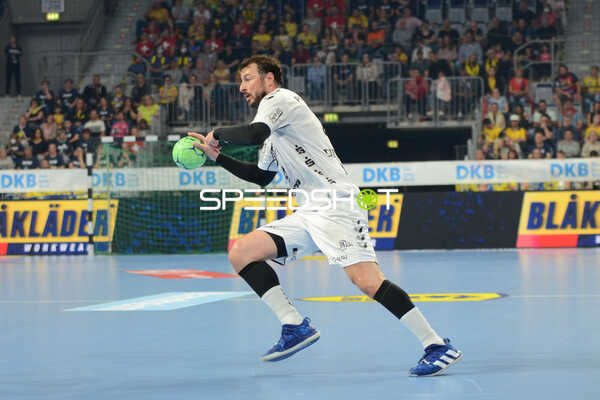 Handball I Herren I Saison 2021-2022 I Liqui Moly Handballbundesliga I 33.Spieltag I Rhein-Neckar Löwen - THW Kiel I 08.06.2022 Domagoj Duvnjak (#4, THW Kiel) am Ball
Ort: Mannheim, Germany
Datum: 08.06.2022 - Jannik Kohlbacher