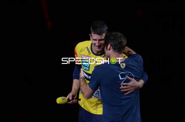 Handball I Herren I Saison 2021-2022 I Liqui Moly Handballbundesliga I 33.Spieltag I Rhein-Neckar Löwen - THW Kiel I 08.06.2022 Uwe Gensheimer (#3, Rhein-Neckar Löwen) und Andy Schmid (#2, Rhein-Neckar Löwen)
Ort: Mannheim, Germany
Datum: 08.06.2022