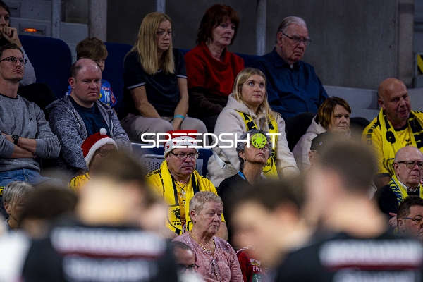 Fans in der SAP Arena