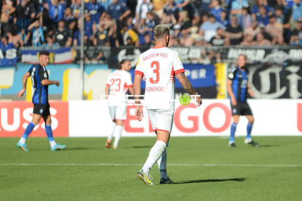 Fußball I Herren I Saison 2022-2023 I DFB-Pokal I 1. Runde I SV Waldhof Mannheim - Holstein Kiel I 31.07.2022 Marco Komenda (#3, Holstein Kiel)
Ort: Mannheim, Germany
Datum: 31.07.2022