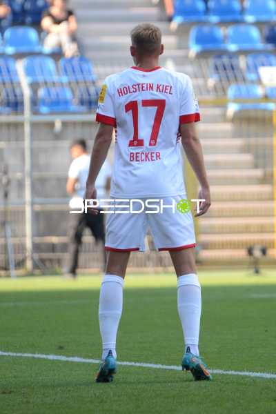 Fußball I Herren I Saison 2022-2023 I DFB-Pokal I 1. Runde I SV Waldhof Mannheim - Holstein Kiel I 31.07.2022 Timo Becker (#17, Holstein Kiel)
Ort: Mannheim, Germany
Datum: 31.07.2022