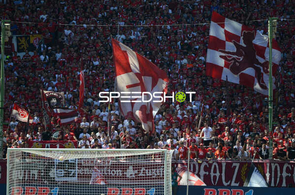 Fußball I Herren I Saison 2022-2023 I 2. Bundesliga I 3. Spieltag I 1. FC Kaiserslautern - FC St. Pauli I 07.08.2022