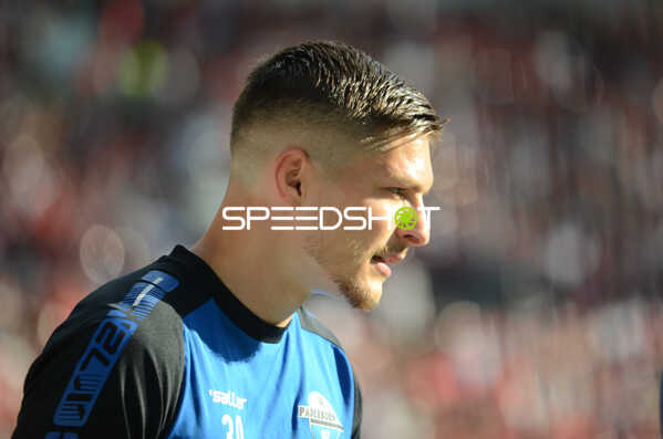Fußball I Herren I Saison 2022-2023 I 2. Bundesliga I 4. Spieltag I 1. FC Kaiserslautern - SC Paderborn 07 I 12.08.2022 Florent Mulija (#30, SC Paderborn 07) beim aufwärmen
Ort: Kaiserslautern, Germany
Datum: 12.08.2022
