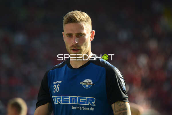 Fußball I Herren I Saison 2022-2023 I 2. Bundesliga I 4. Spieltag I 1. FC Kaiserslautern - SC Paderborn 07 I 12.08.2022 Felix Platte (#36, SC Paderborn 07) beim aufwärmen
Ort: Kaiserslautern, Germany
Datum: 12.08.2022 - Felix Platte