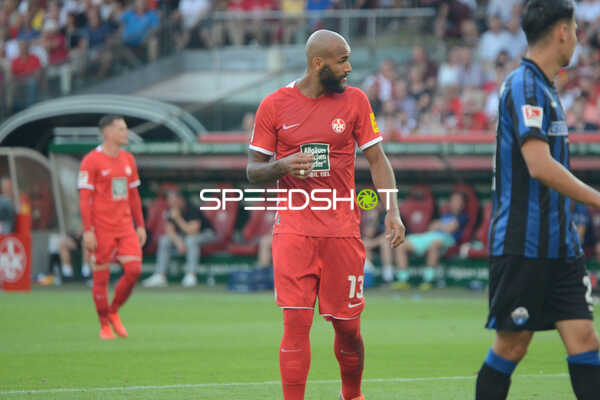 Fußball I Herren I Saison 2022-2023 I 2. Bundesliga I 4. Spieltag I 1. FC Kaiserslautern - SC Paderborn 07 I 12.08.2022 Terrence Boyd (#13, 1. FC Kaiserslautern)
Ort: Kaiserslautern, Germany
Datum: 12.08.2022