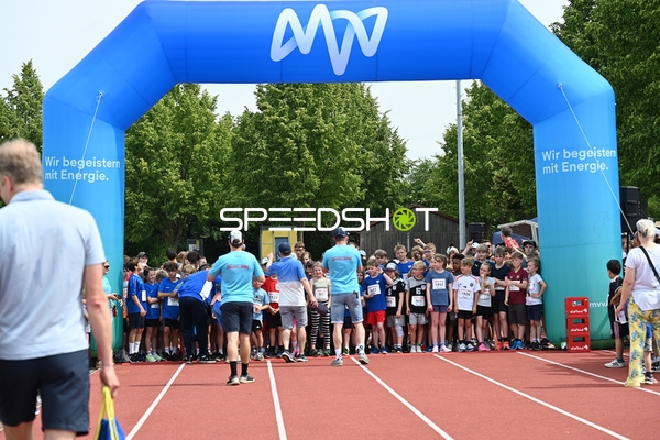 Startvorbereitungen TVE Sommerlauf Edingen