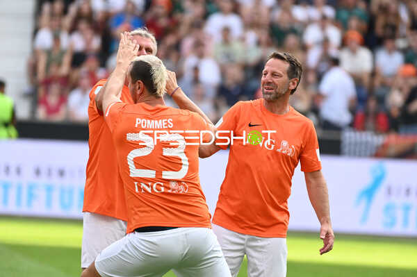 Fußball I Herren und Frauen I Benefitzspiel I Champions of Charity I 24.08.2022
