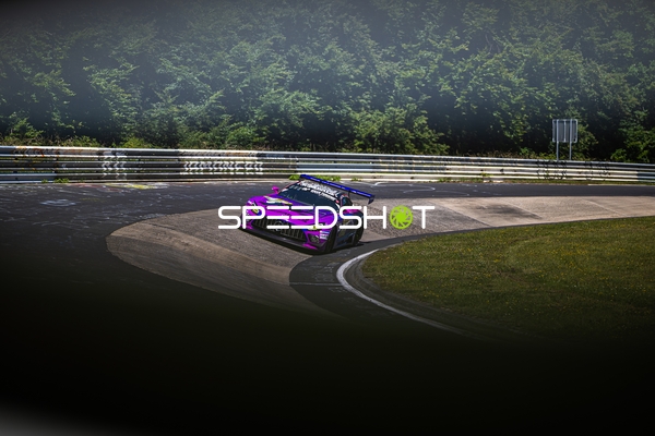 Rennfahrzeug auf der Nordschleife